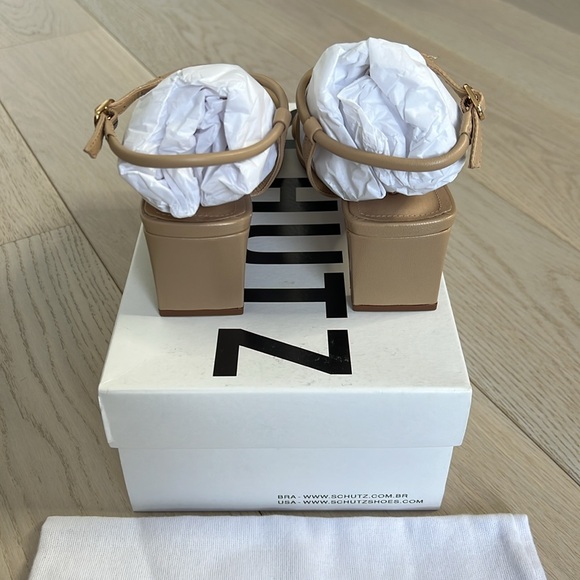 Schutz Aimee Block Heeled Sandals Shoes Heels Light Nude Size 7 NWT - Picture 8 of 10